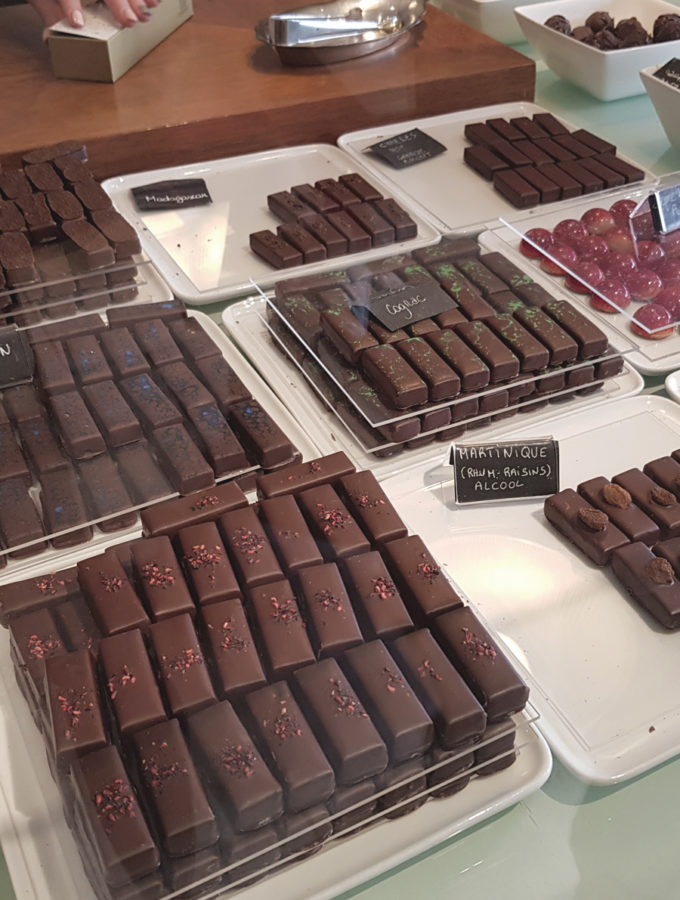 Коробка конфет для Пуаро: путеводитель по шоколадным магазинам Брюсселя